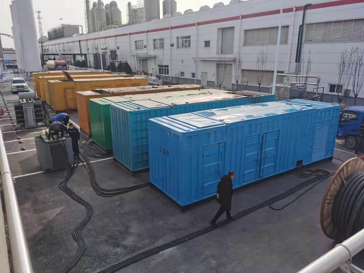 丰都发电机出租-两相发电机与三相发电机有何区别?