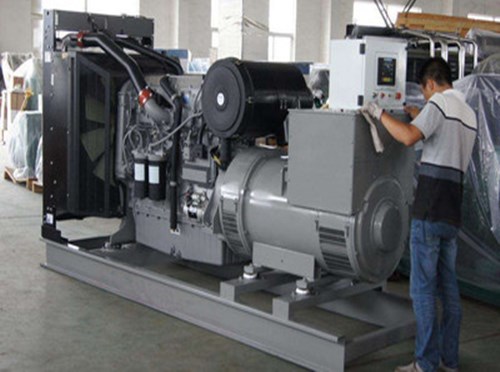 丰都柴油发电机空气滤清器堵塞会对发电机组产生哪些影响？