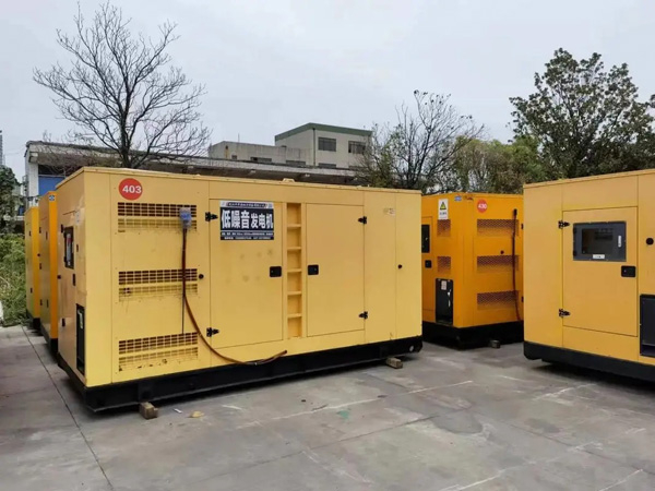 丰都干式空气滤清器和湿式空气滤清器有什么区别？