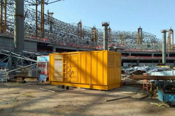 丰都发电机出租如何判断空气滤清器是否需要更换？