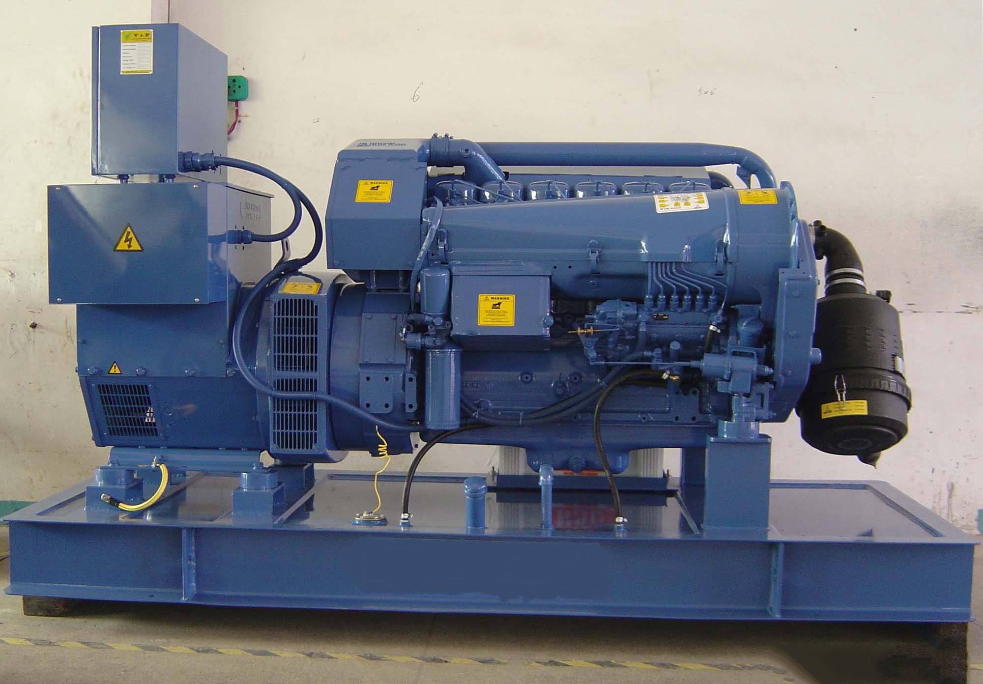 丰都汽油发电机组冬季启动前，电瓶需要做哪些检查和维护？